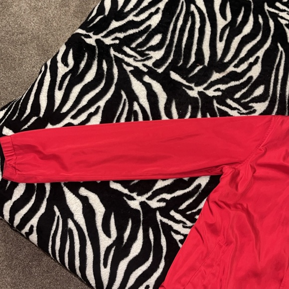 Red Forever 21 Jacket ❤️ - Picture 4 of 7